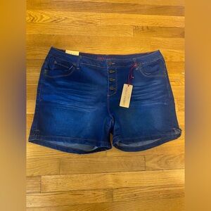 Sabrina Lauren Sports Perfect Fit Ultra Soft Denim Shorts- Size 18W